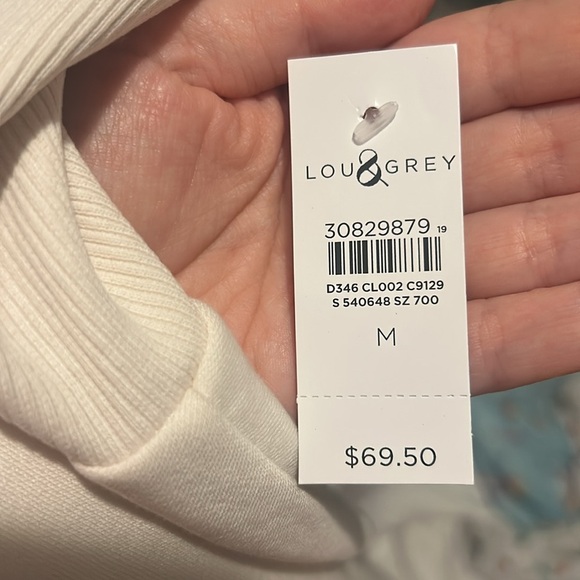 Lou and Grey long sleeve off white turtleneck size M- NWT - Picture 12 of 12